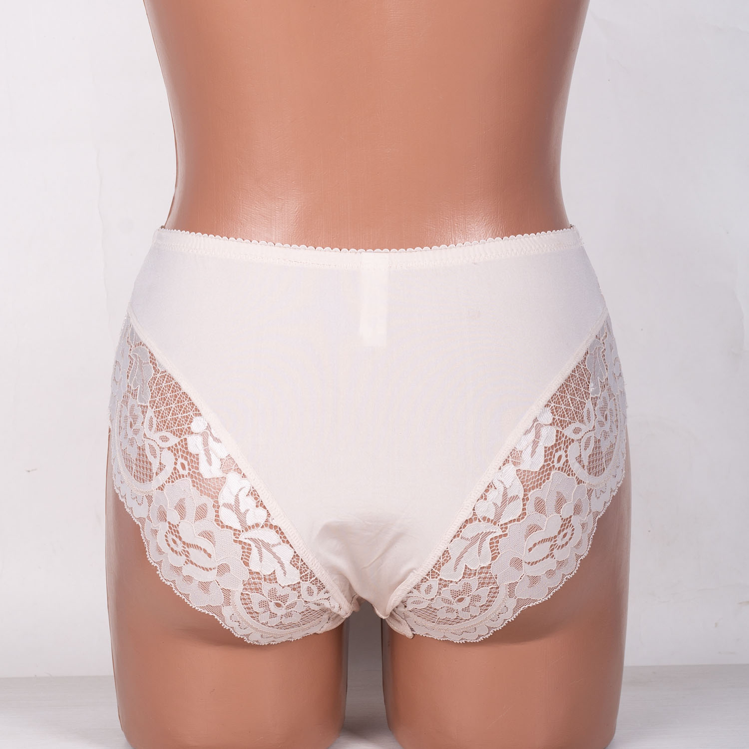 Жіночі труси мікрофібра з мереживом Lanny mode 51171 світлий капучіно k3637-8